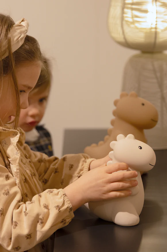 Atelier Pierre - Spaarpot Jeroom Dino Large | Sand - Image 3