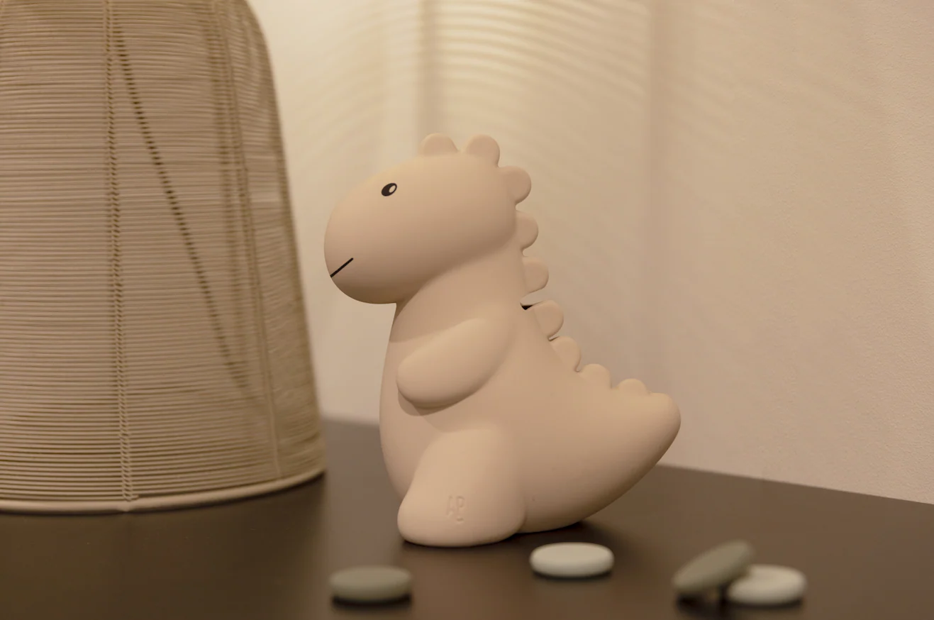 Atelier Pierre - Spaarpot Jeroom Dino Large | Sand - Image 4