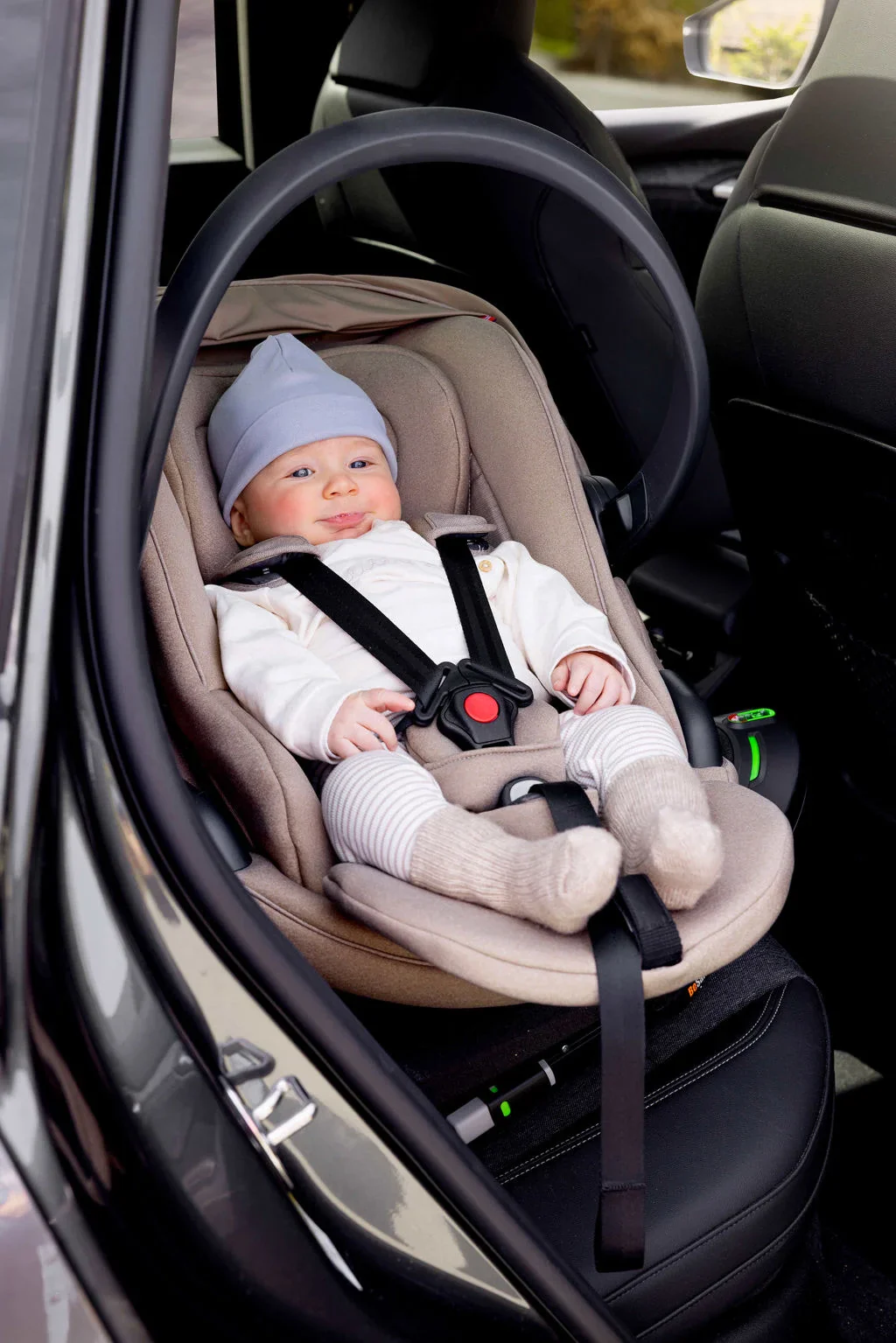 Besafe - Autostoel Go Beyond 2 Groep 0+ | Dark Sand Soft Breeze - Image 6
