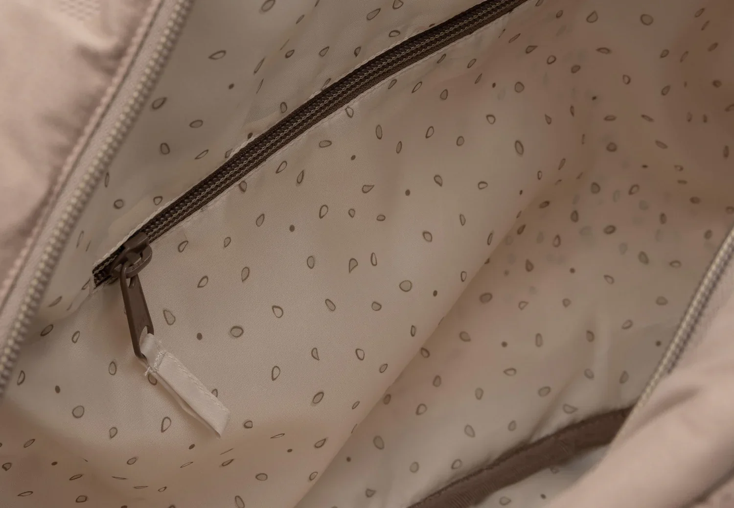 Jollein - Verzorgingstas Embossed Lily | Milky Coffee - Image 6