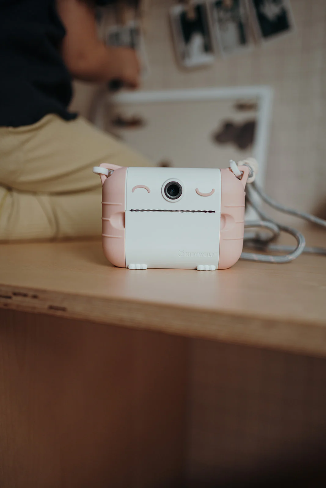 Kidywolf - Polaroid Camera Kidyprint | Peach - Image 2