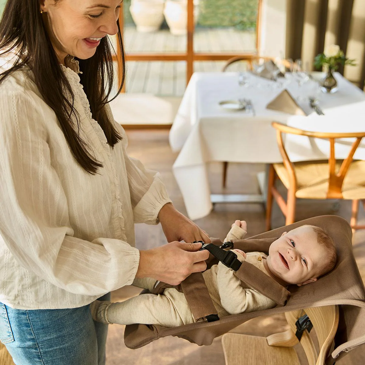 Leander - Newborn Seat Voor Eetstoel | Mocca - Image 5