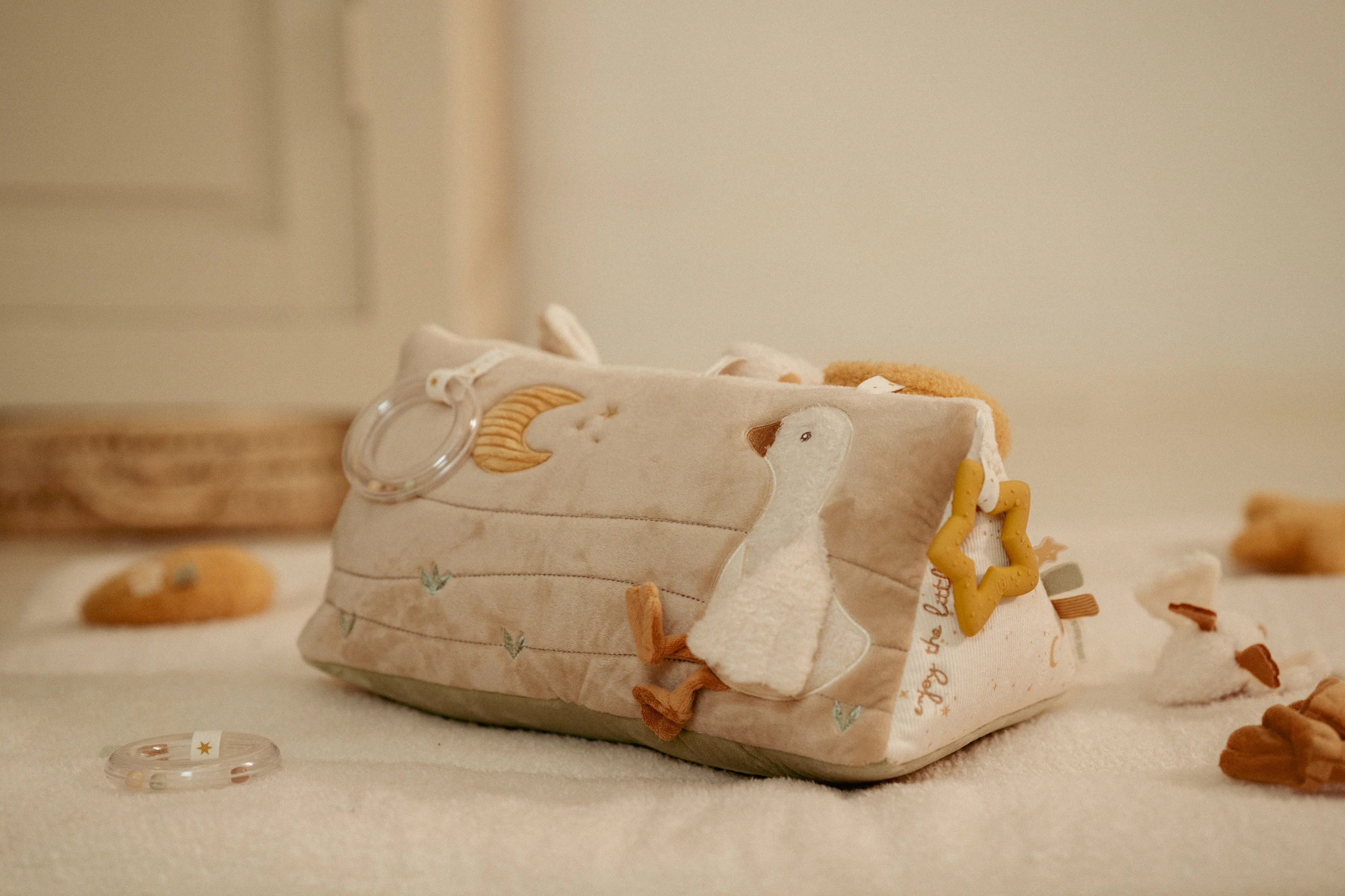 Little Dutch - Activiteitendriehoek Newborn Naturals | Speel & Ontdek - Image 7
