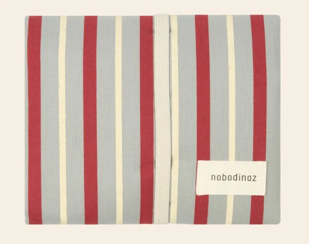Nobodinoz - Verzorgingsmatje Stories | Blue Red Stripes
