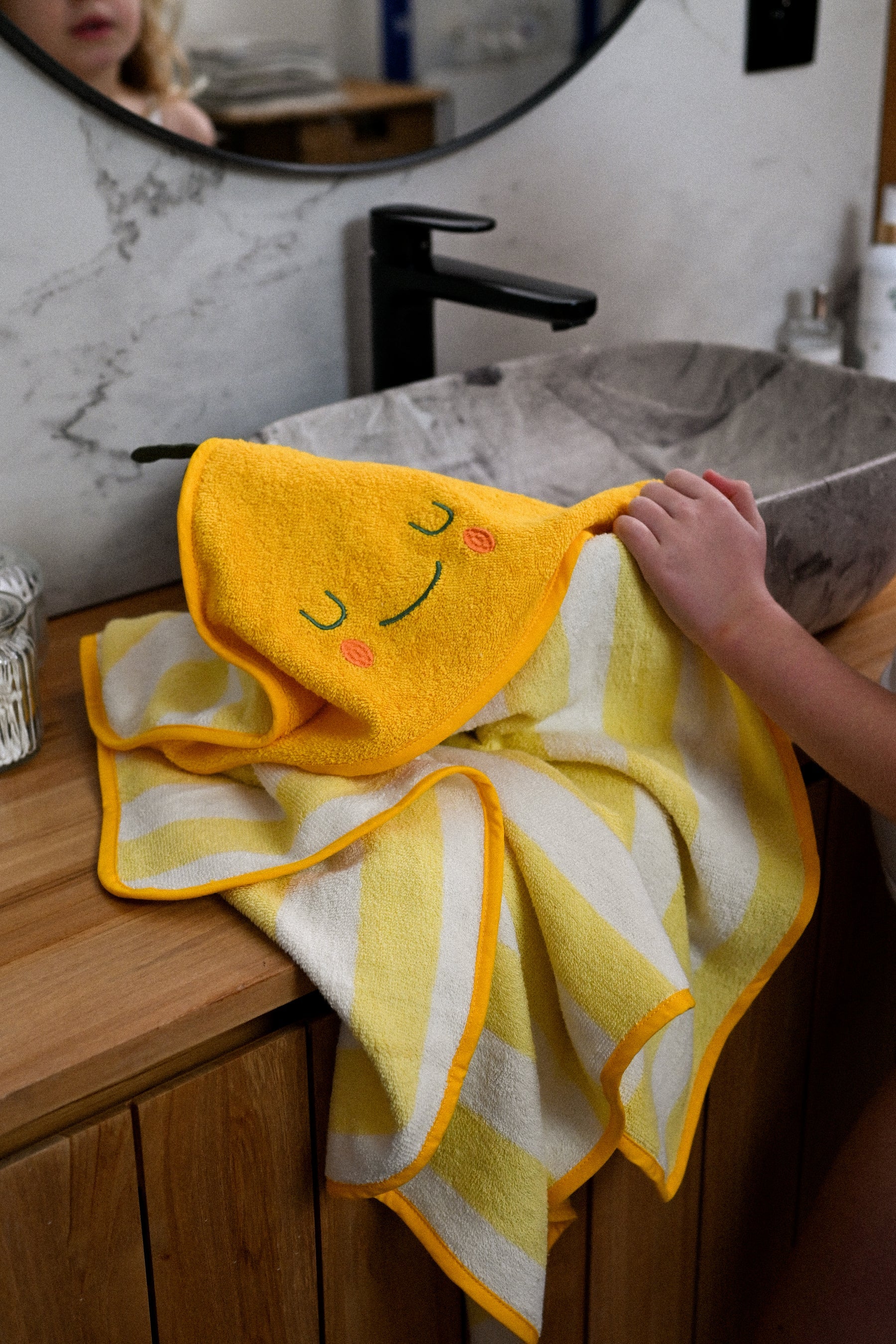 The Cotton Cloud - Badcape Lola Lemon | Biologisch Katoen - Image 3